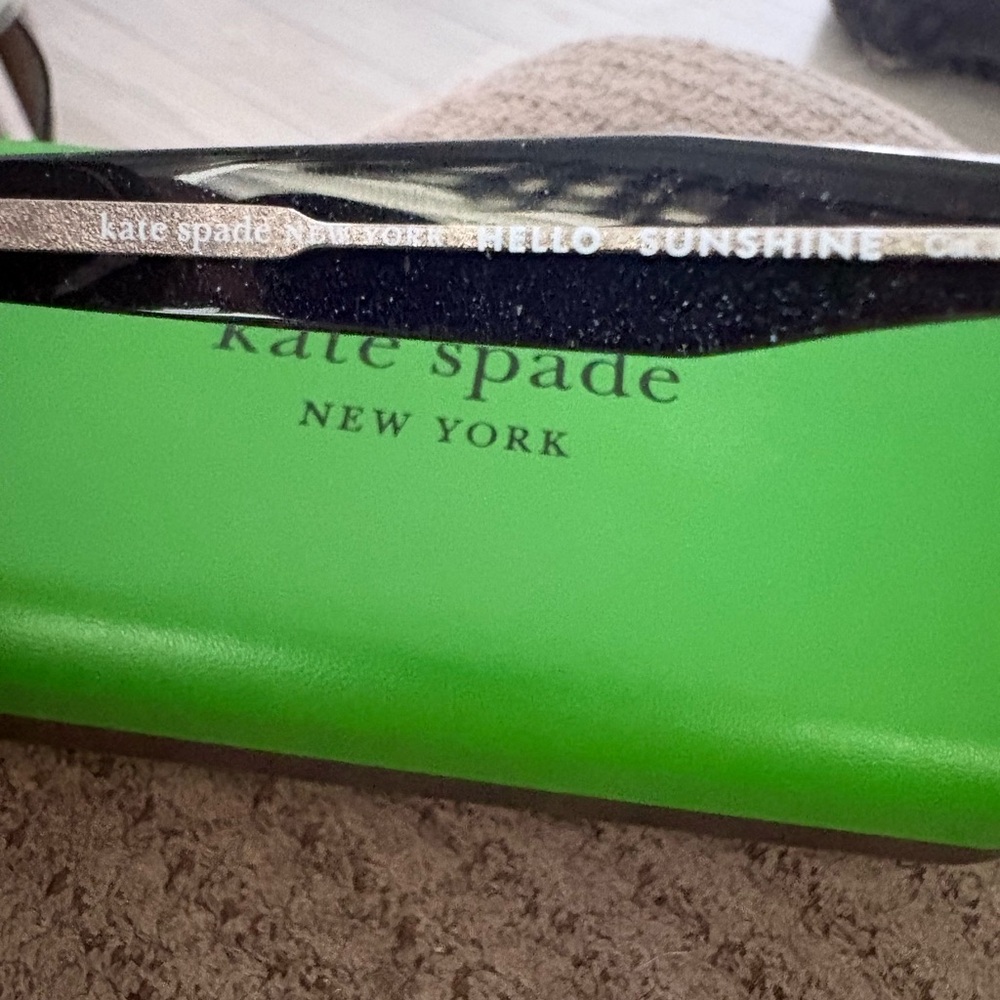 Kate Spade ♠️ Black Glitter Oval Sunglasses with Dark Lenses NEW - Picture 6 of 8